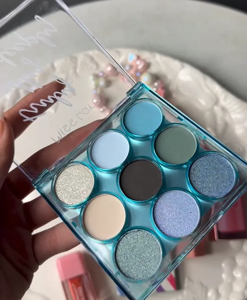 Makeup Essentials Mini Combo Set – Eyes, Lips & Daily Glam Kit