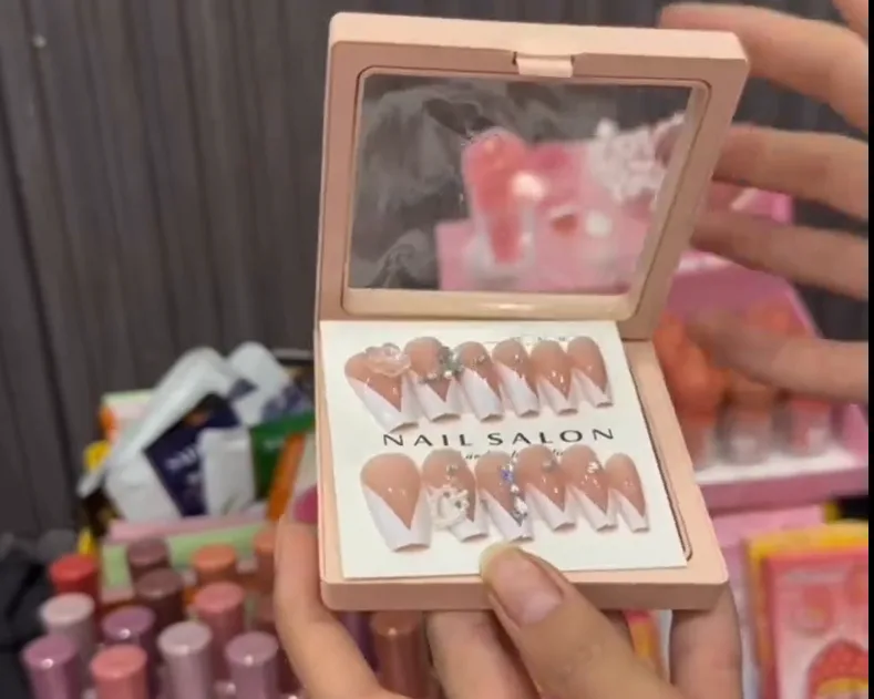 Beauty Essentials Mini Combo Set – Press-On Nails, Nail Paint & Makeup Basics