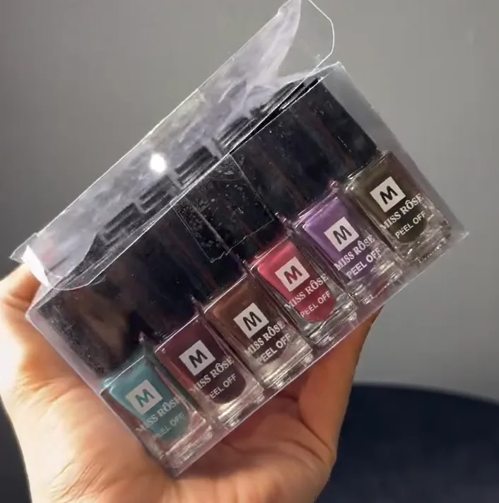 MPeel-Off Nail Polish Set – Quick Dry & Easy Removal (Multi-Shade Pack)
